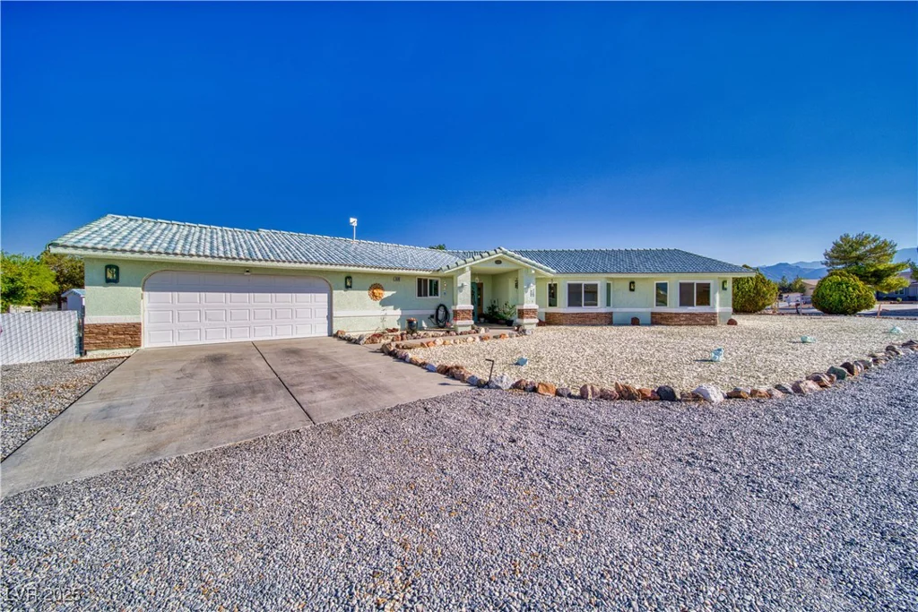 6490 Wagon Wheel, Pahrump, NV 89061