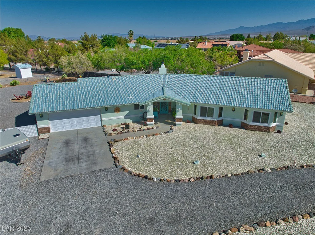 6490 Wagon Wheel, Pahrump, NV 89061