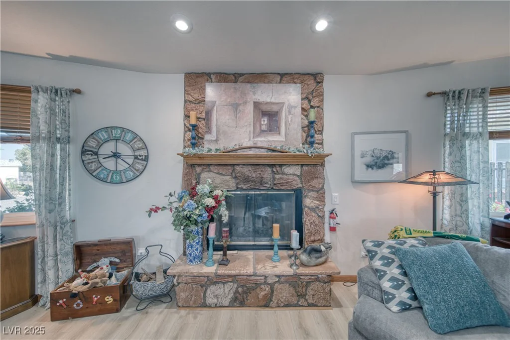 6490 Wagon Wheel, Pahrump, NV 89061