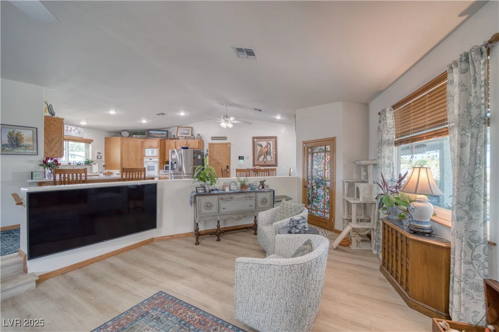 6490 Wagon Wheel, Pahrump, NV 89061
