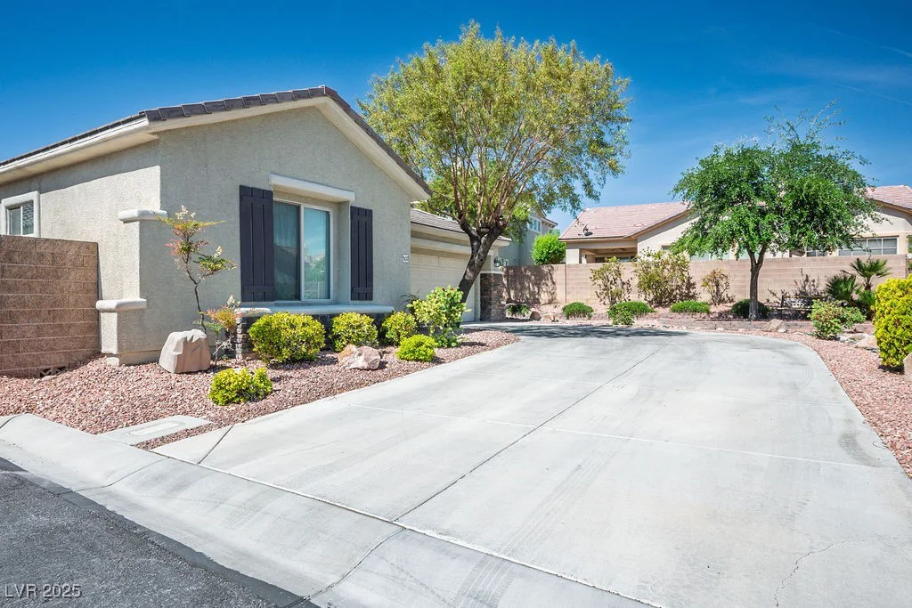 5017 Kaibab Forest, Las Vegas, NV 89141