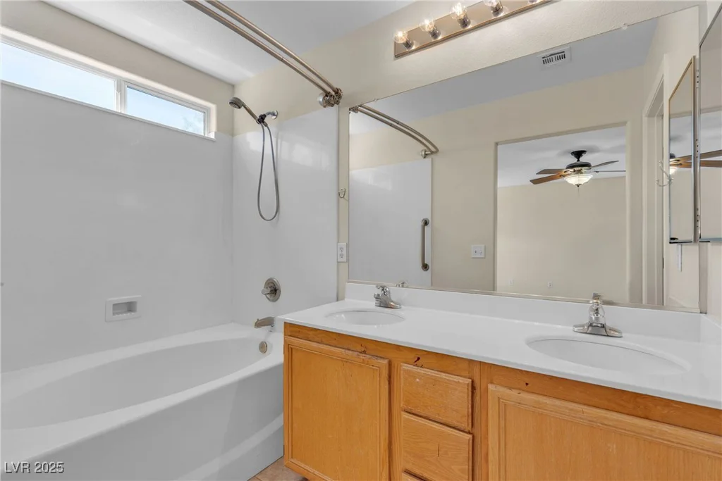 10791 Silver Lace, Las Vegas, NV 89135