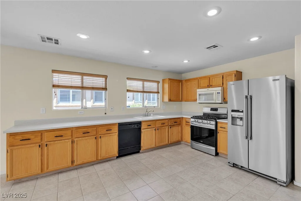 10791 Silver Lace, Las Vegas, NV 89135