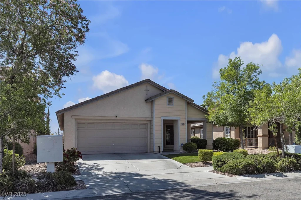 10791 Silver Lace, Las Vegas, NV 89135