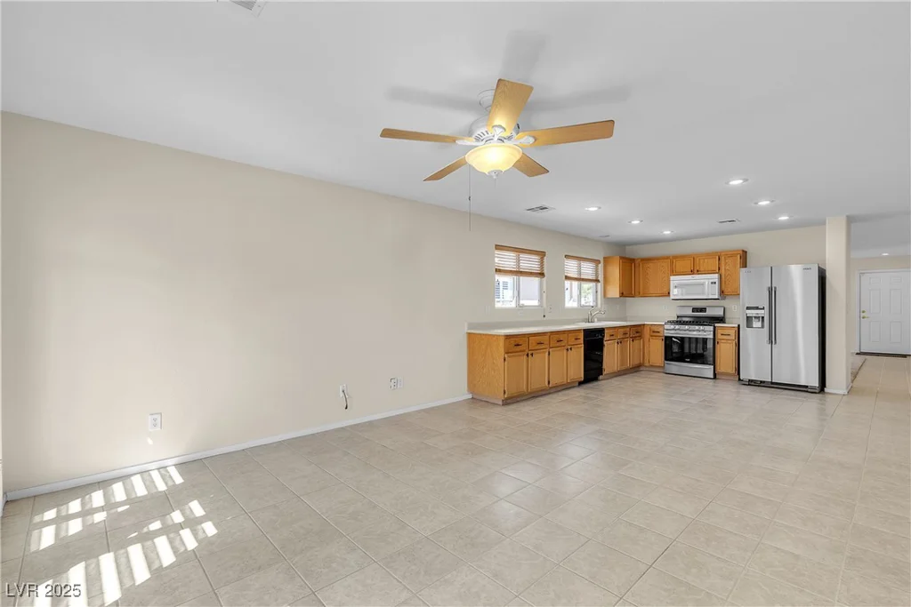 10791 Silver Lace, Las Vegas, NV 89135