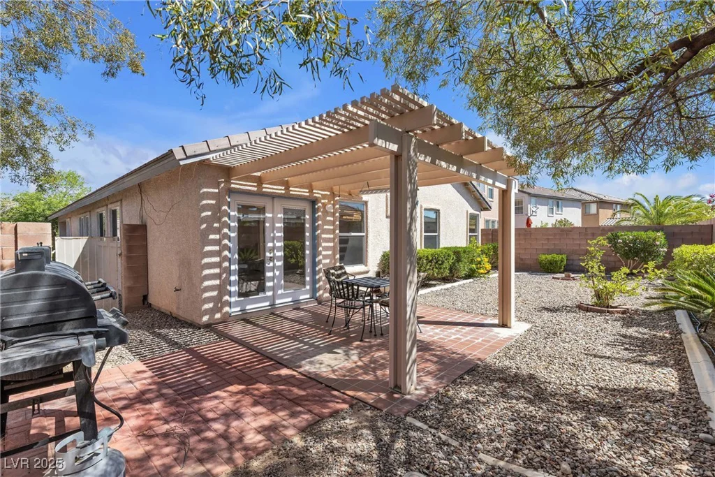 10791 Silver Lace, Las Vegas, NV 89135