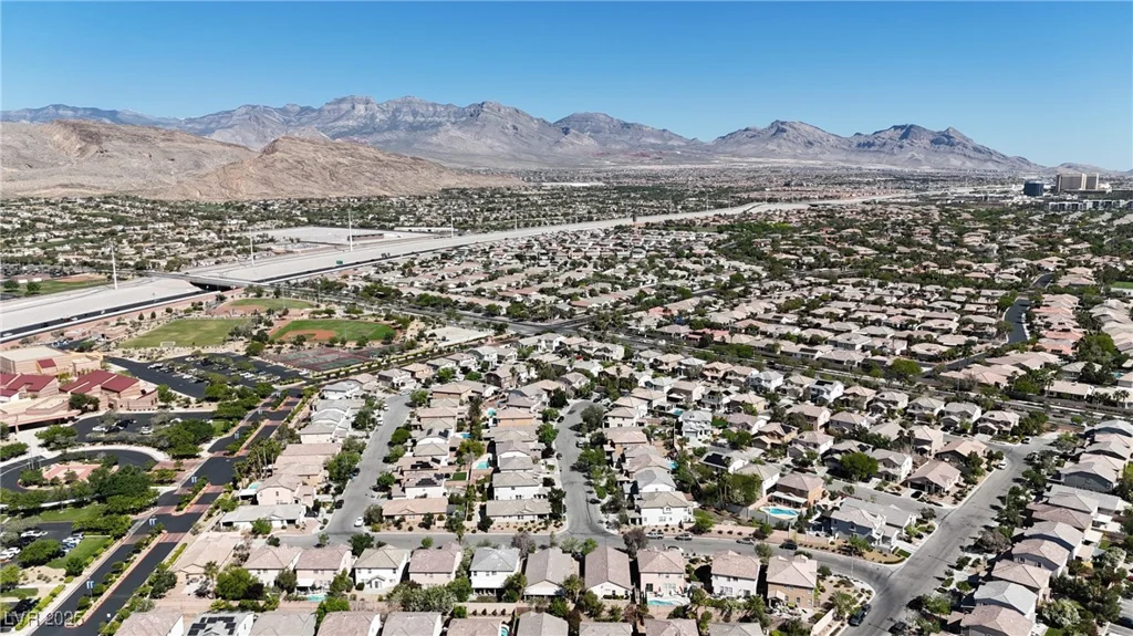 10791 Silver Lace, Las Vegas, NV 89135
