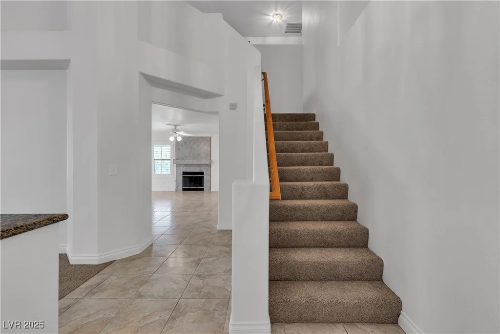 8437 Apple Hill, Las Vegas, NV 89128
