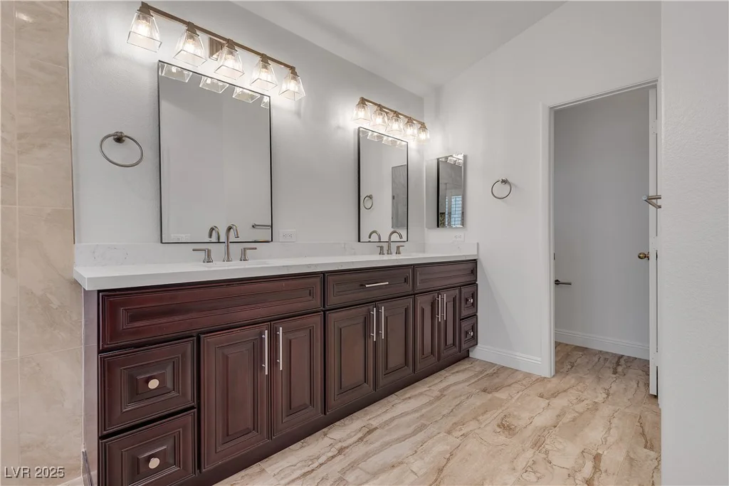 8437 Apple Hill, Las Vegas, NV 89128
