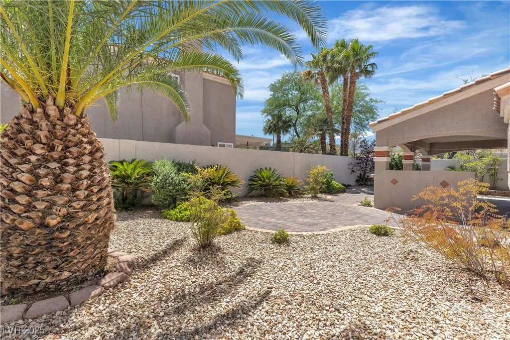 8437 Apple Hill, Las Vegas, NV 89128