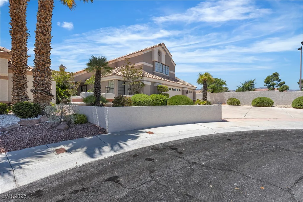 8437 Apple Hill, Las Vegas, NV 89128