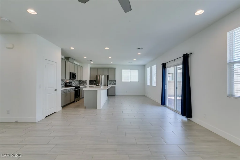 4633 Fragrant, North Las Vegas, NV 89031