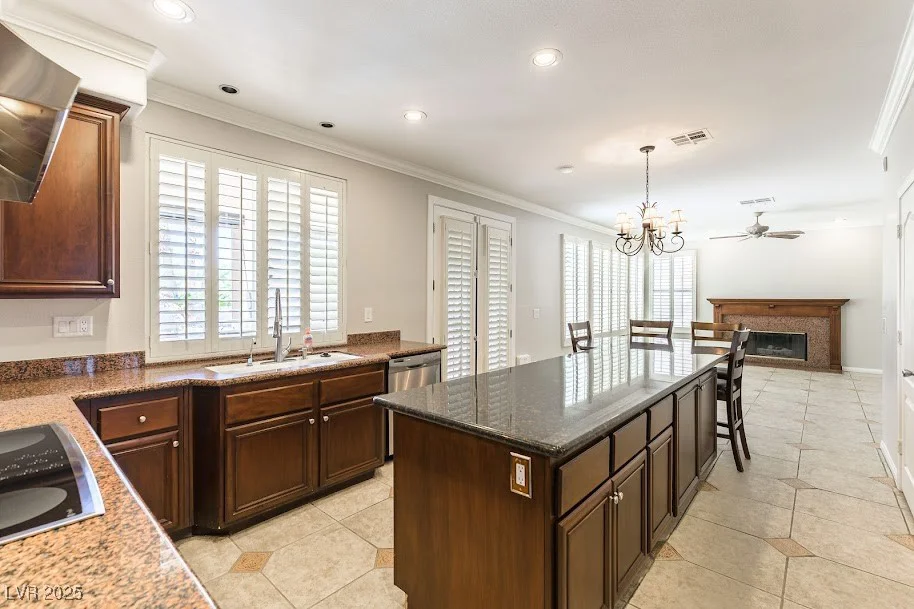 8205 Taos Paseo, Las Vegas, NV 89128
