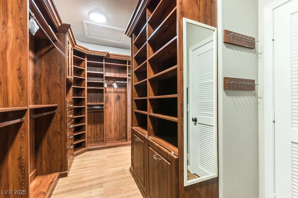8205 Taos Paseo, Las Vegas, NV 89128