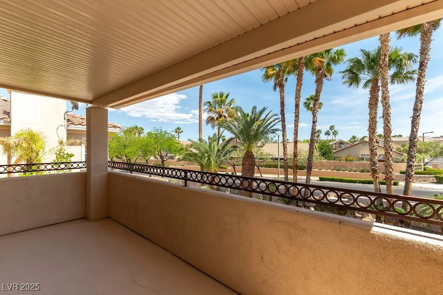 8205 Taos Paseo, Las Vegas, NV 89128