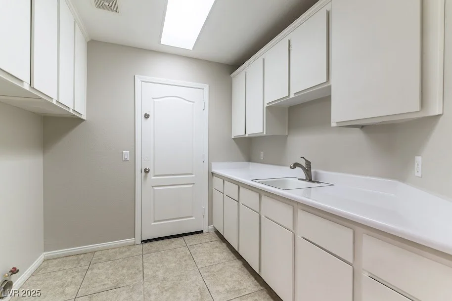 8205 Taos Paseo, Las Vegas, NV 89128