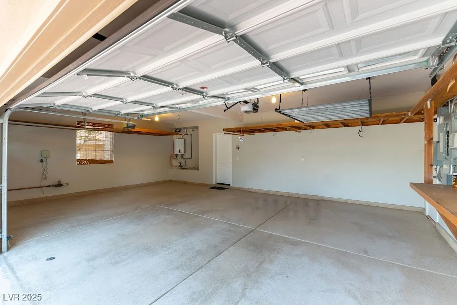 8205 Taos Paseo, Las Vegas, NV 89128