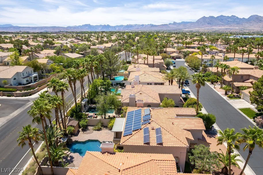 8205 Taos Paseo, Las Vegas, NV 89128