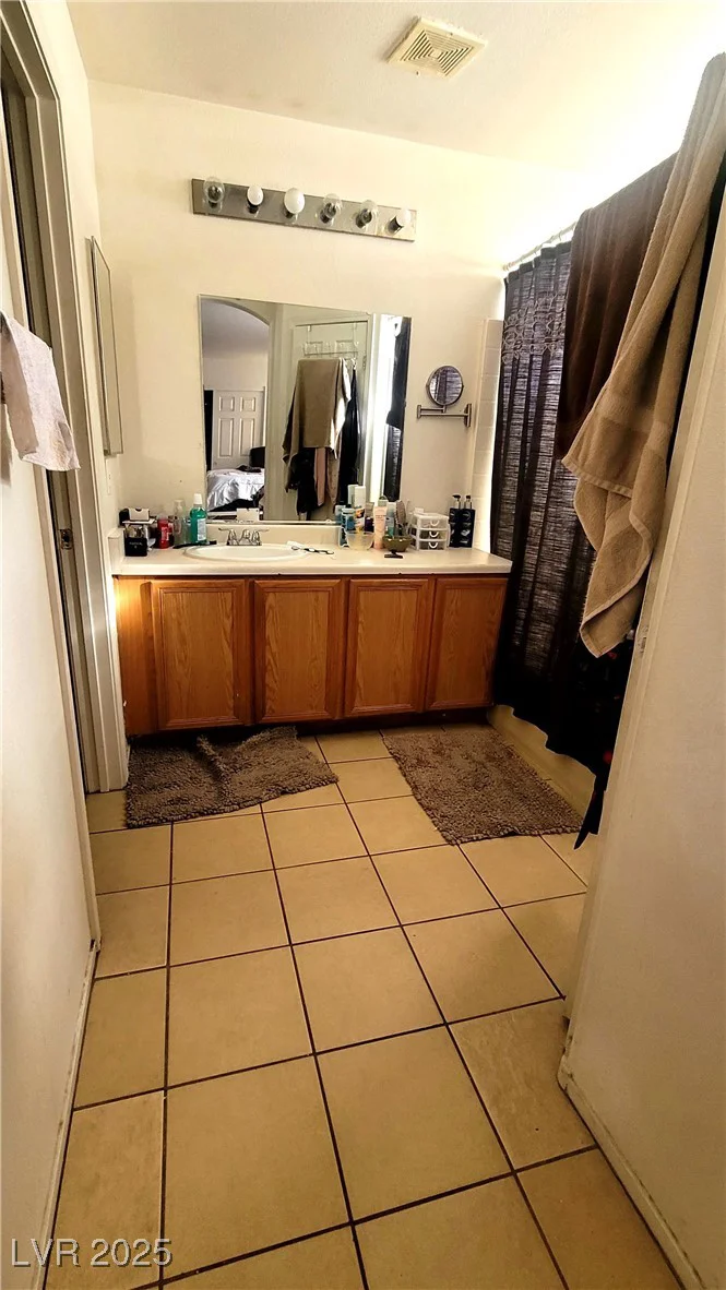 2131 Pillar Pointe, Las Vegas, NV 89115