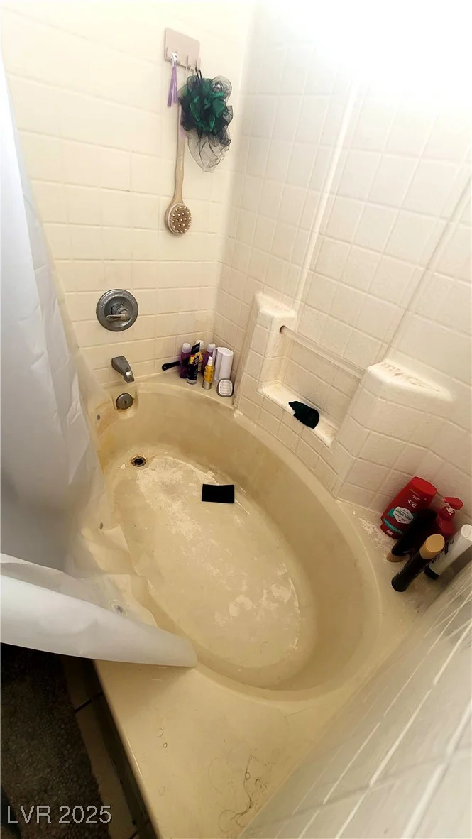 2131 Pillar Pointe, Las Vegas, NV 89115