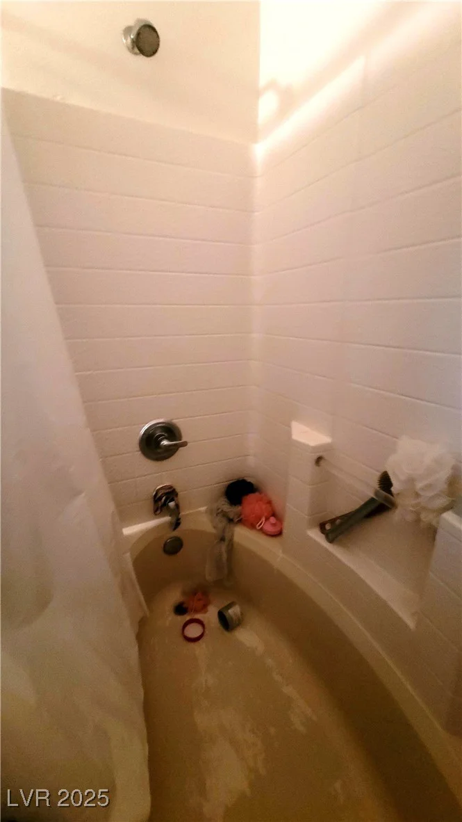 2131 Pillar Pointe, Las Vegas, NV 89115
