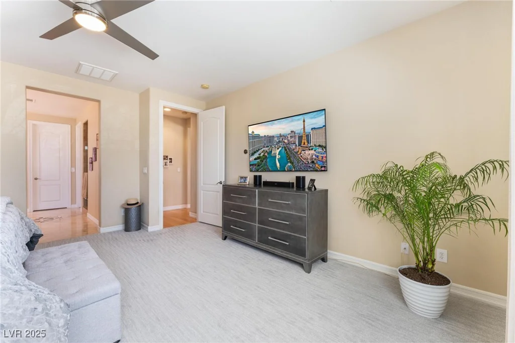 7567 Desertscape, Las Vegas, NV 89178