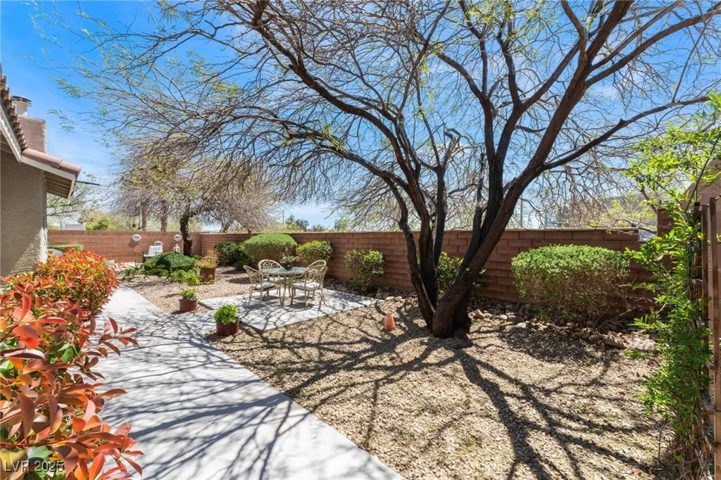 7567 Desertscape, Las Vegas, NV 89178