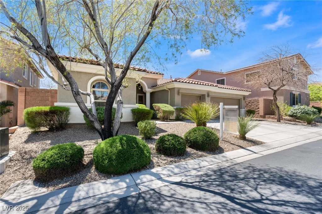 7567 Desertscape, Las Vegas, NV 89178