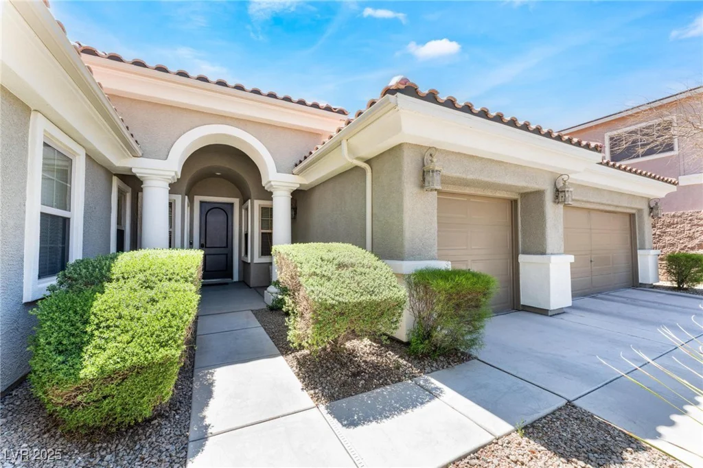 7567 Desertscape, Las Vegas, NV 89178