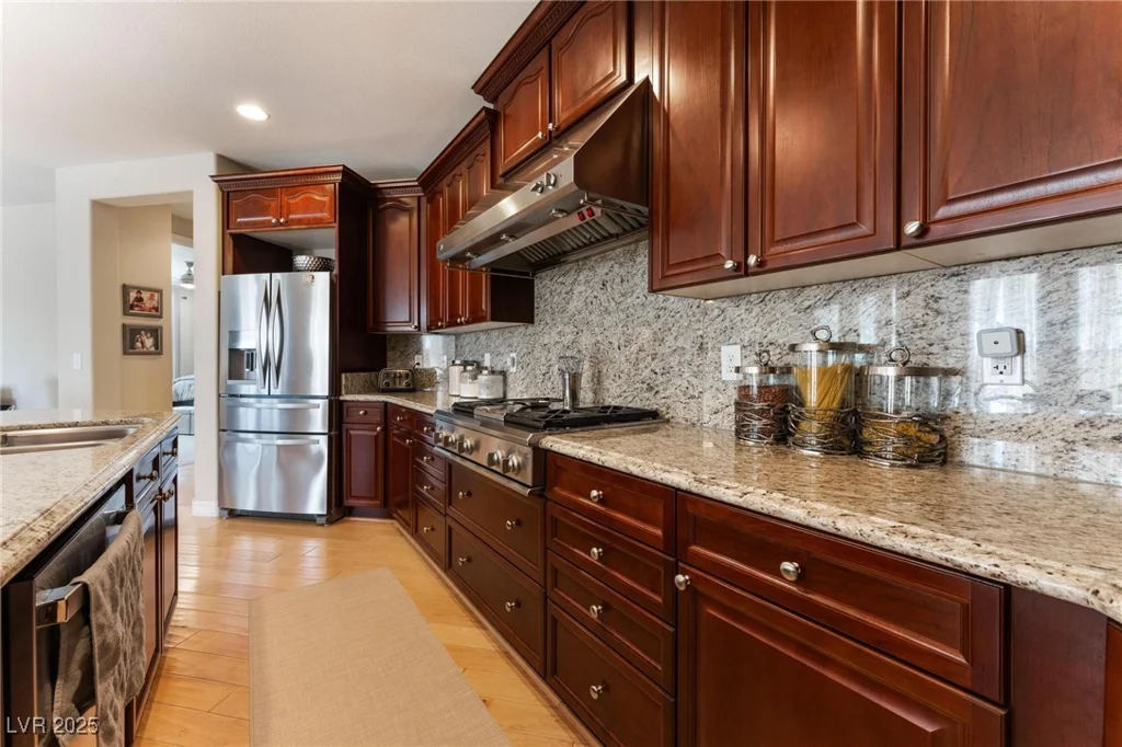7567 Desertscape, Las Vegas, NV 89178