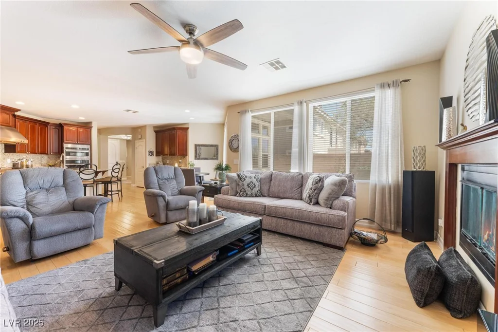 7567 Desertscape, Las Vegas, NV 89178