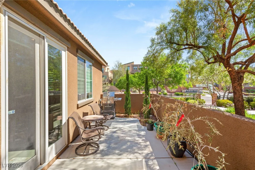 11398 Belmont Lake, Las Vegas, NV 89135