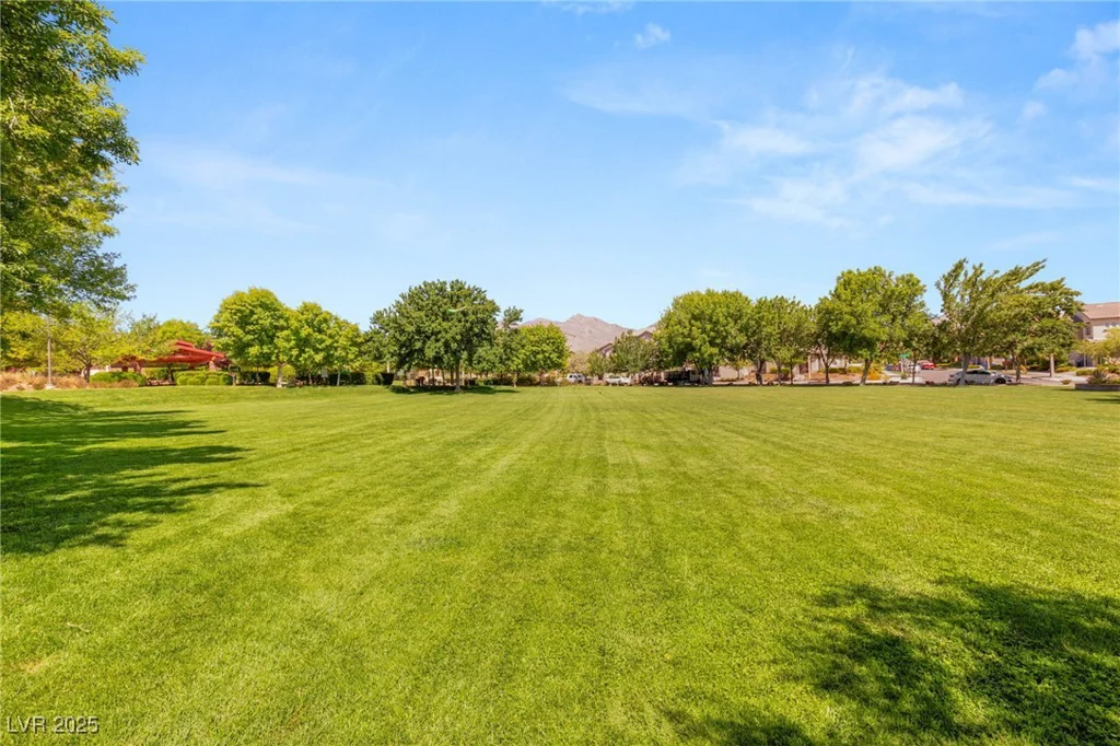 11398 Belmont Lake, Las Vegas, NV 89135