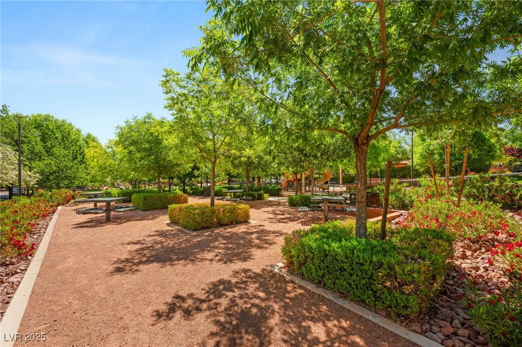 11398 Belmont Lake, Las Vegas, NV 89135