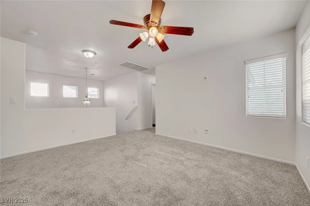 9452 Plover Falls, Las Vegas, NV 89149