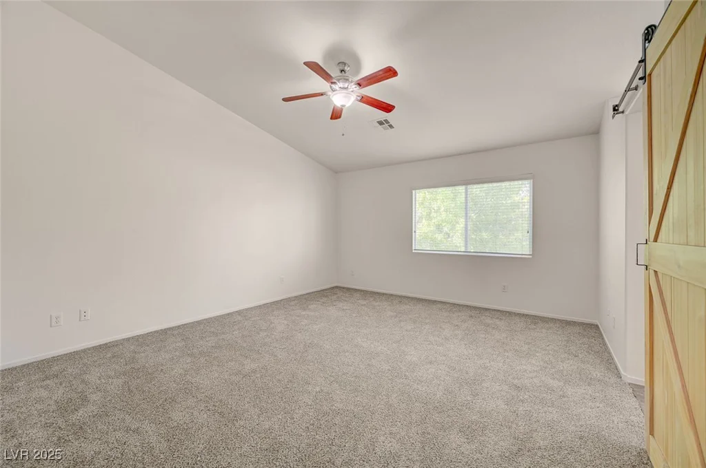 9452 Plover Falls, Las Vegas, NV 89149