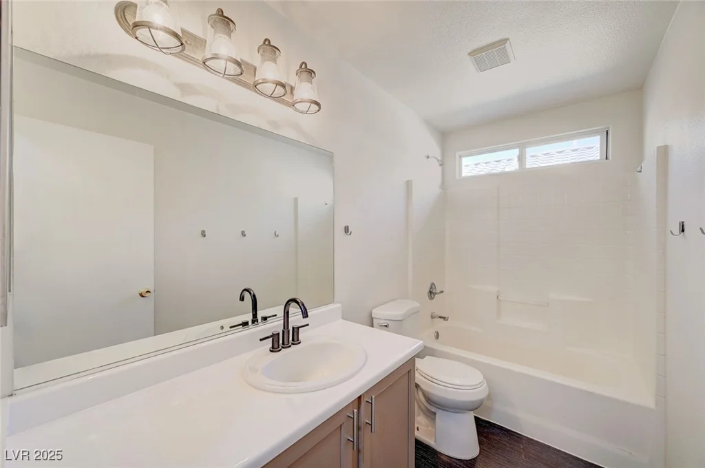 9452 Plover Falls, Las Vegas, NV 89149