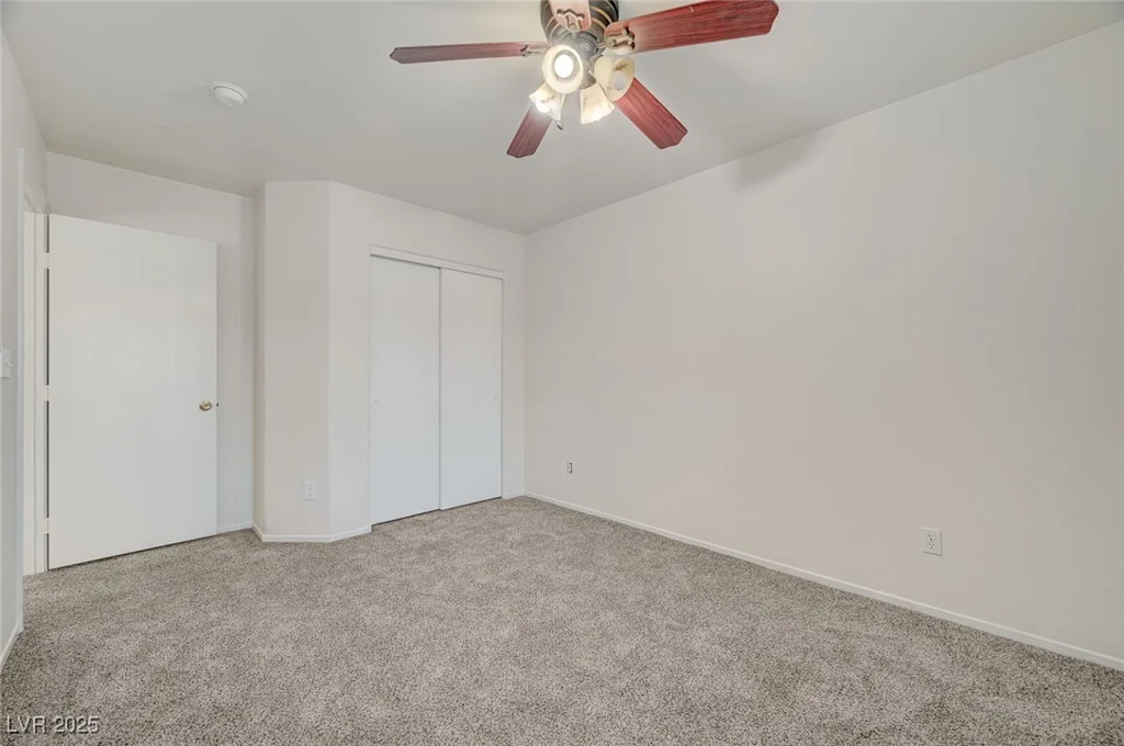 9452 Plover Falls, Las Vegas, NV 89149