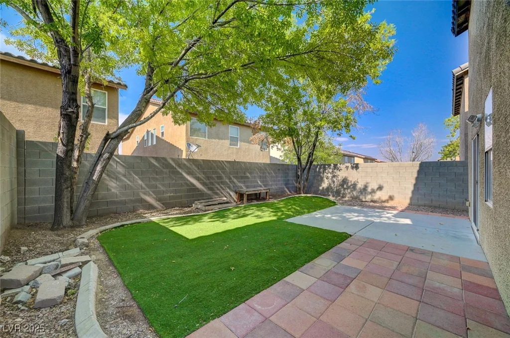 9452 Plover Falls, Las Vegas, NV 89149