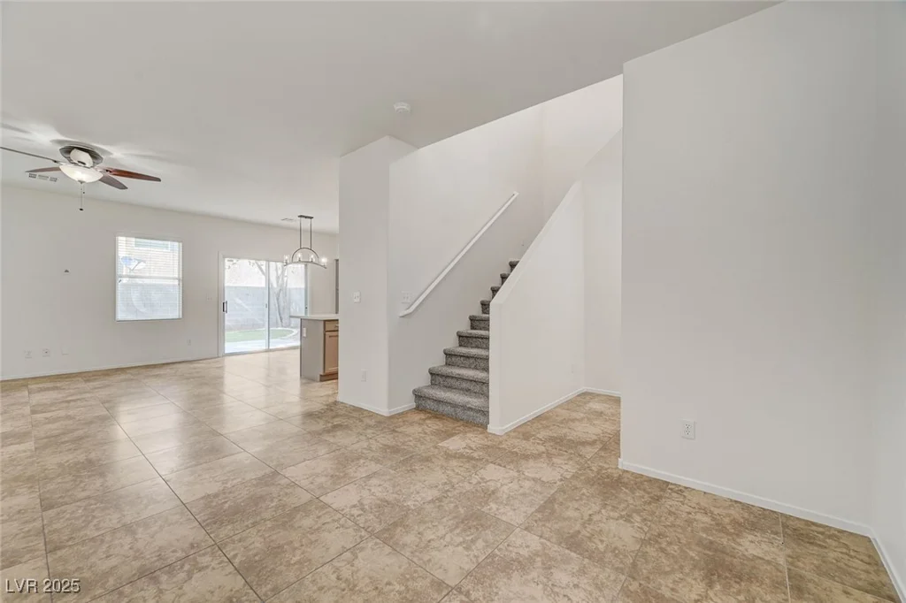 9452 Plover Falls, Las Vegas, NV 89149