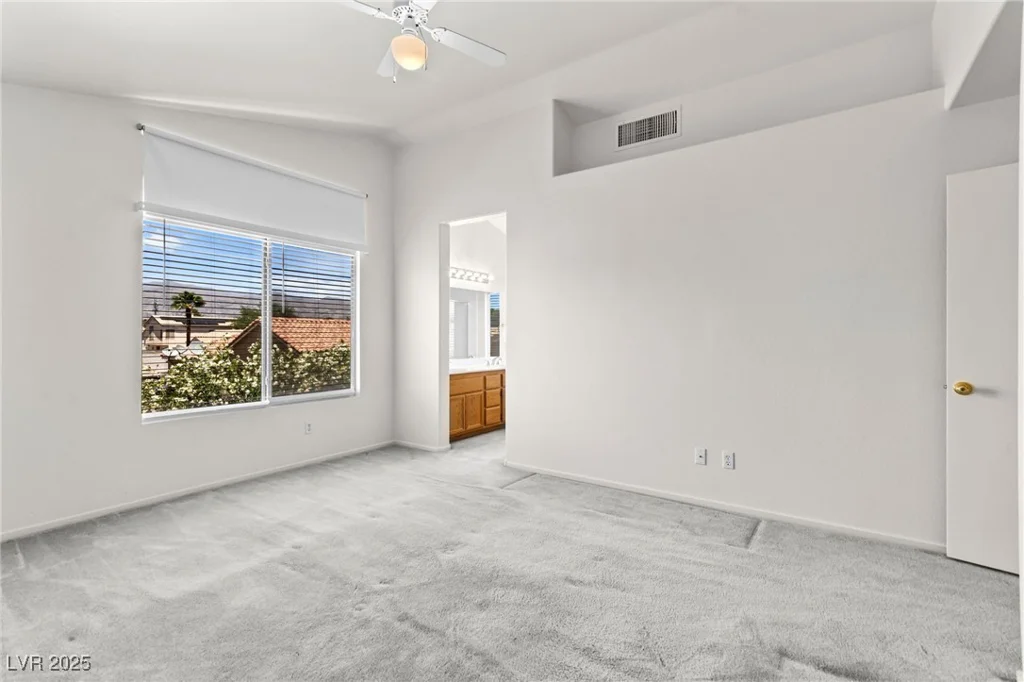 1540 Singing Bird, North Las Vegas, NV 89031