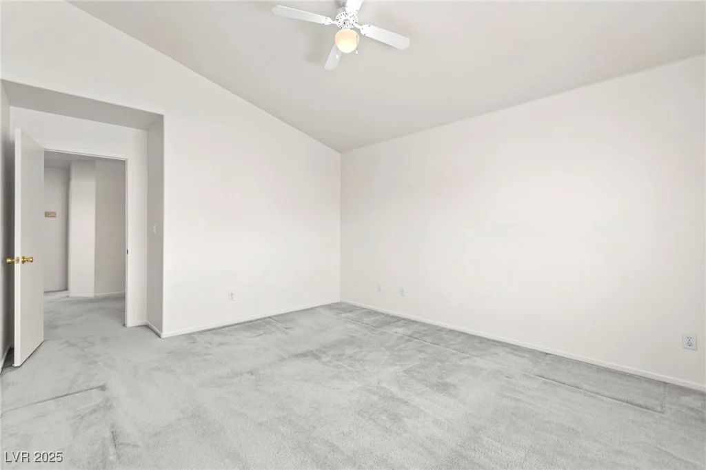 1540 Singing Bird, North Las Vegas, NV 89031