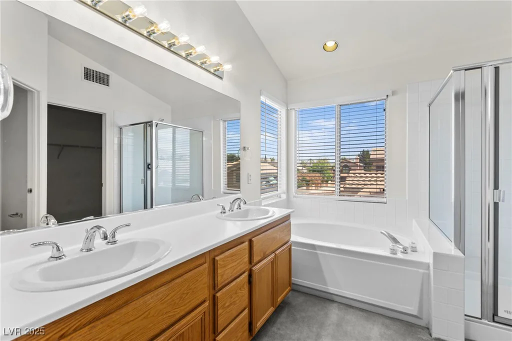 1540 Singing Bird, North Las Vegas, NV 89031