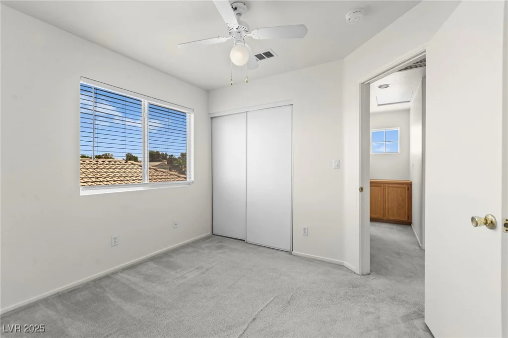 1540 Singing Bird, North Las Vegas, NV 89031
