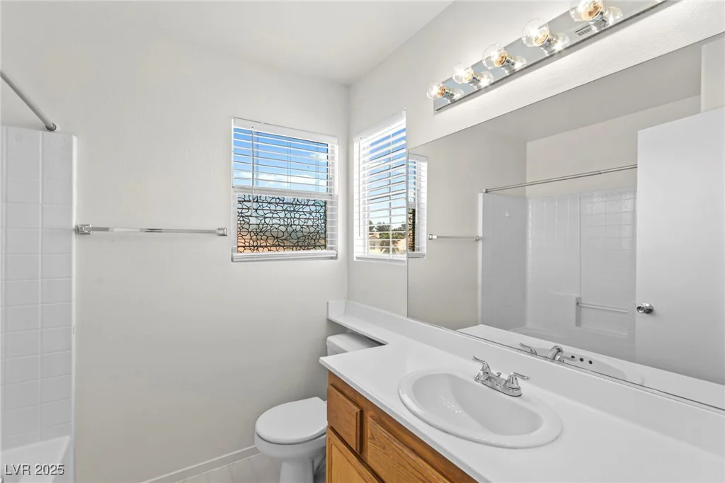 1540 Singing Bird, North Las Vegas, NV 89031
