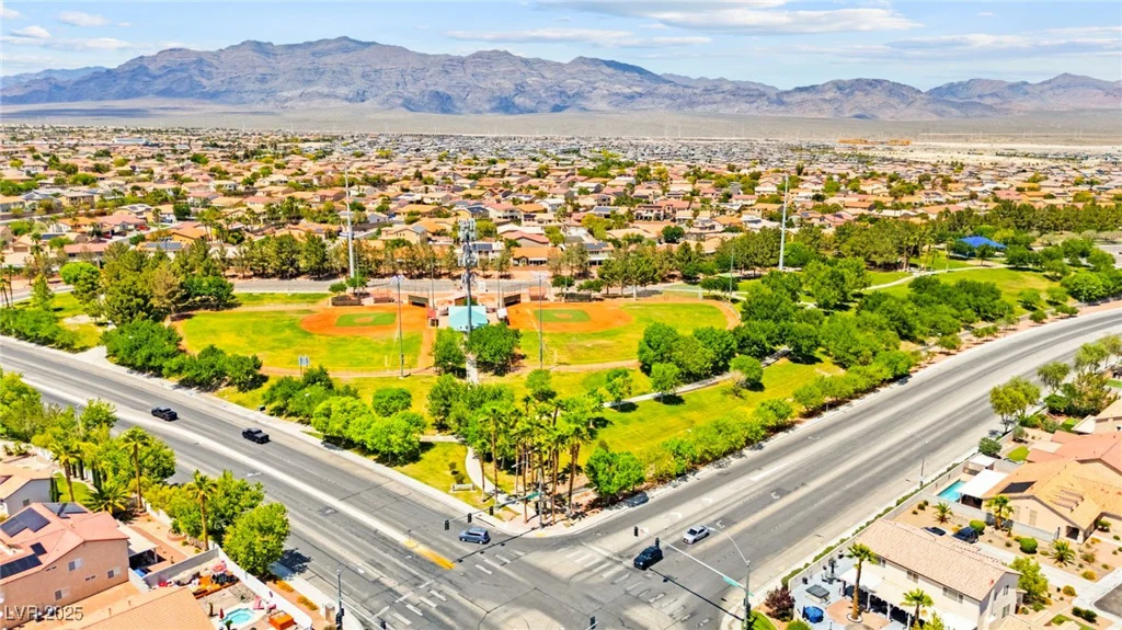 1540 Singing Bird, North Las Vegas, NV 89031