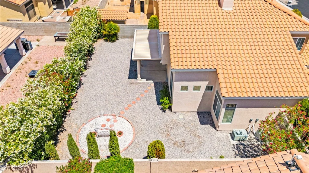 1540 Singing Bird, North Las Vegas, NV 89031