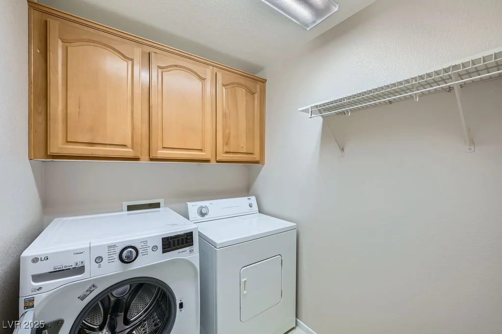765 Jewel Tower, Las Vegas, NV 89178