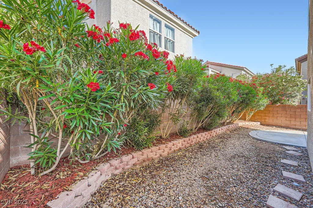 765 Jewel Tower, Las Vegas, NV 89178