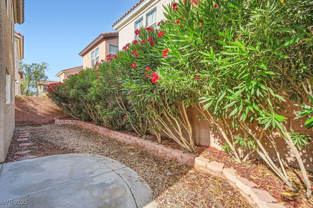 765 Jewel Tower, Las Vegas, NV 89178
